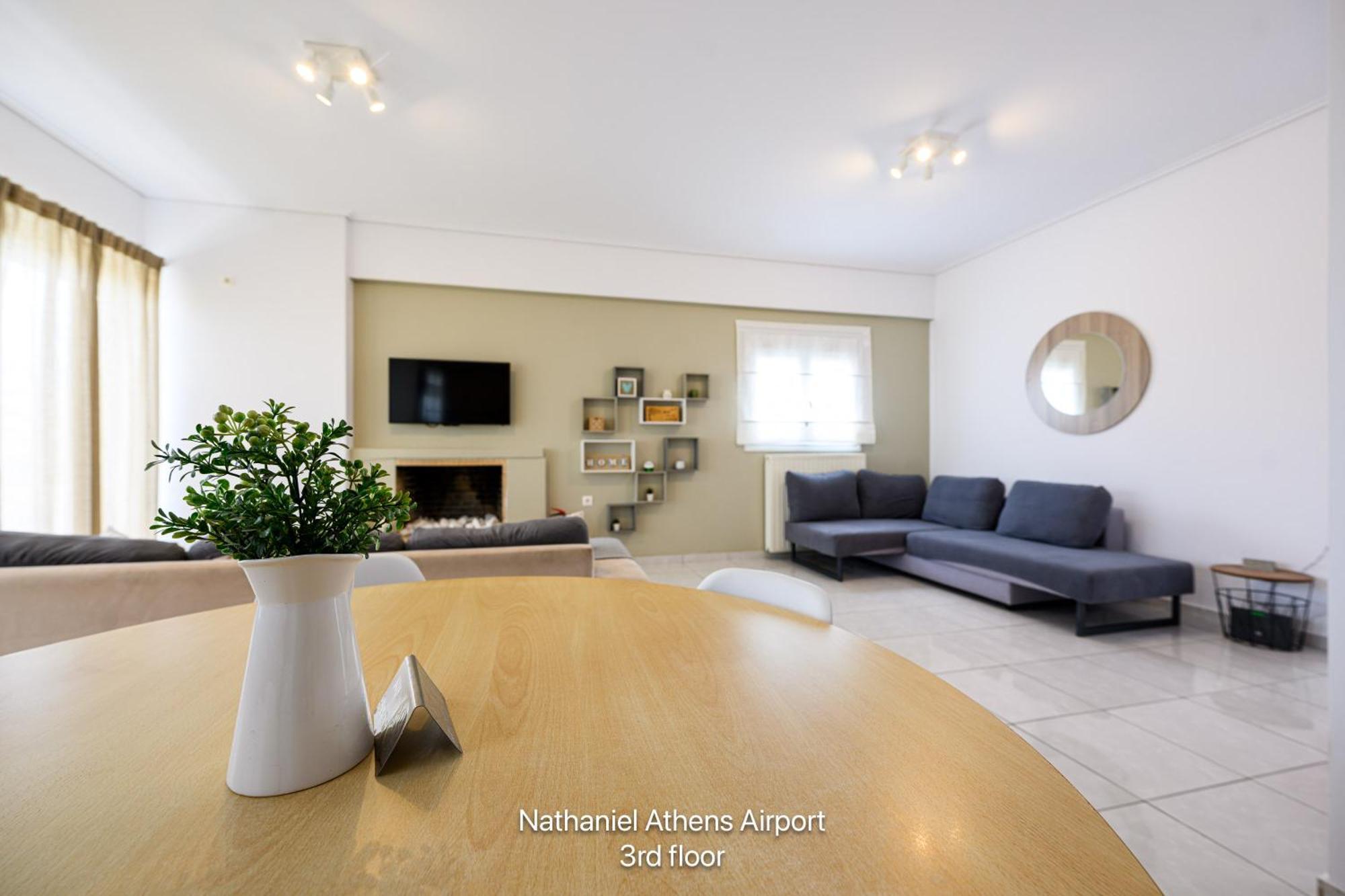 Nathaniel Athens Airport Spata  Luaran gambar