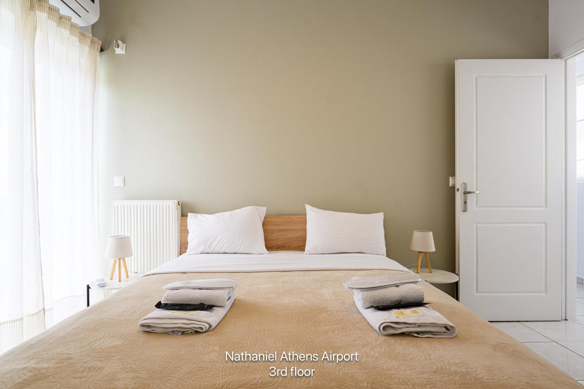 Nathaniel Athens Airport Spata  Luaran gambar
